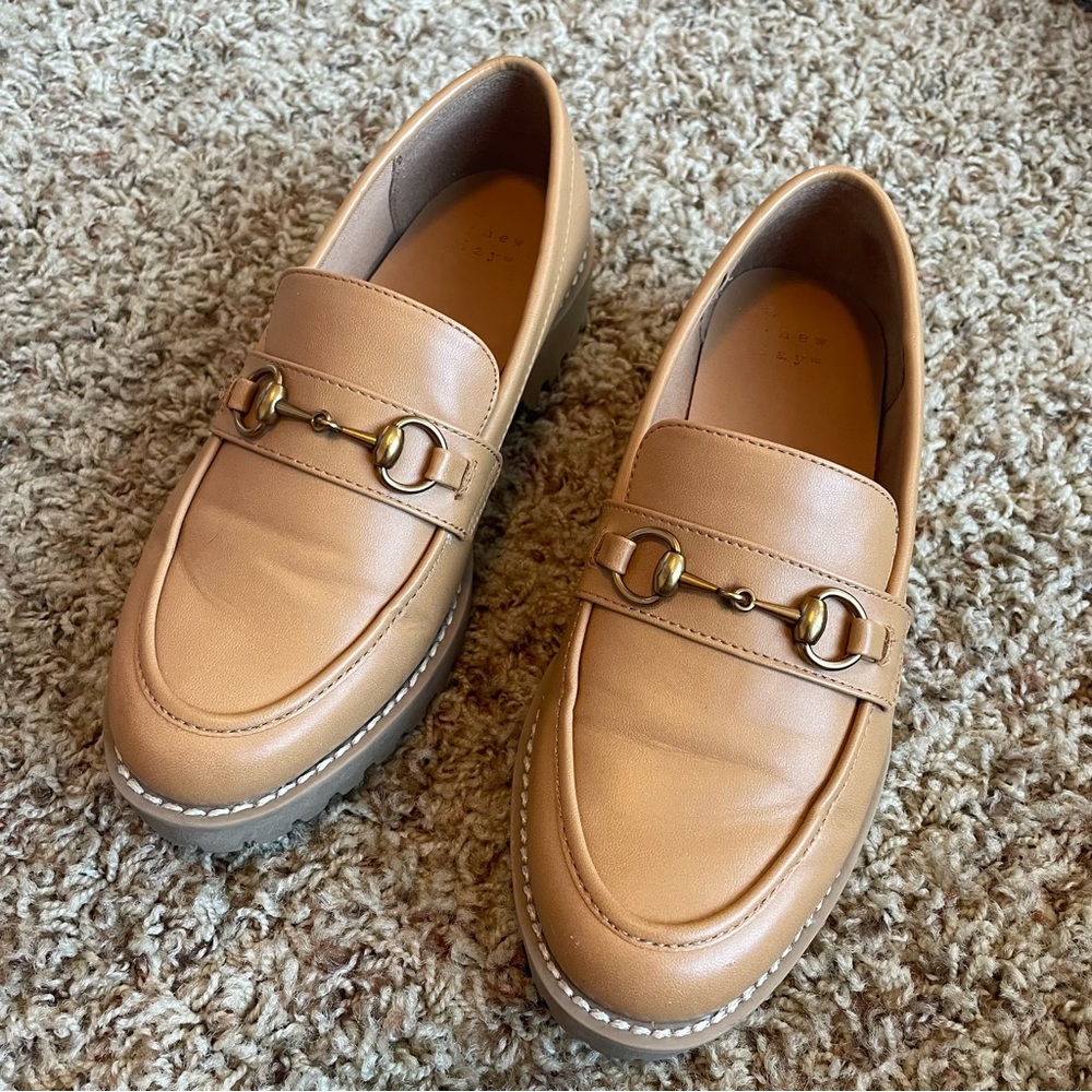 Danica Wide Width Platform Loafers 5 Wide